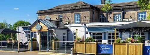 Hartwood Hall By Greene King Hotel 3*